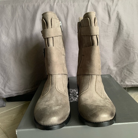 Vince Camuto Watcher Leather Boot 8.5 - Picture 5 of 10